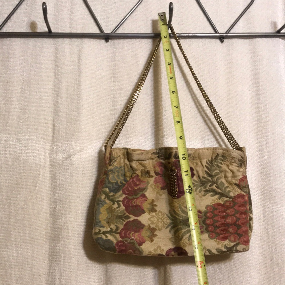 Vintage Tapestry handbag - Picture 7 of 8